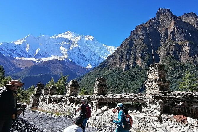 10 Days Annapurna Circuit Trek - Day 1: Manakamana Temple Time and the Road to Besisahar