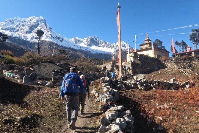 16 Day Private Manaslu Circuit Trek from Kathmandu - Getting From the City to the Trail: Gorkha and the First Trek Days