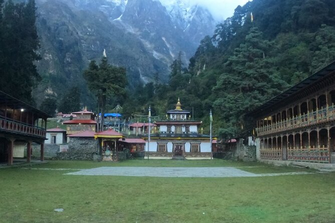 16 Day Private Manaslu Circuit Trek from Kathmandu - Jagat to Namrung: Checkpoint Realities and Village Texture