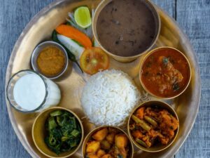 Authentic Nepali Evening: Traditional Food and Cultural Show - Getting there from Thamel: the walking meet-up and what to wear