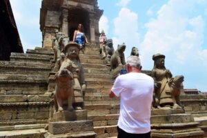 Bhaktapur Durbar Square 4-Hour Tour - From Kathmandu Pickup to Bhaktapur Entrance: The Day Starts Smooth