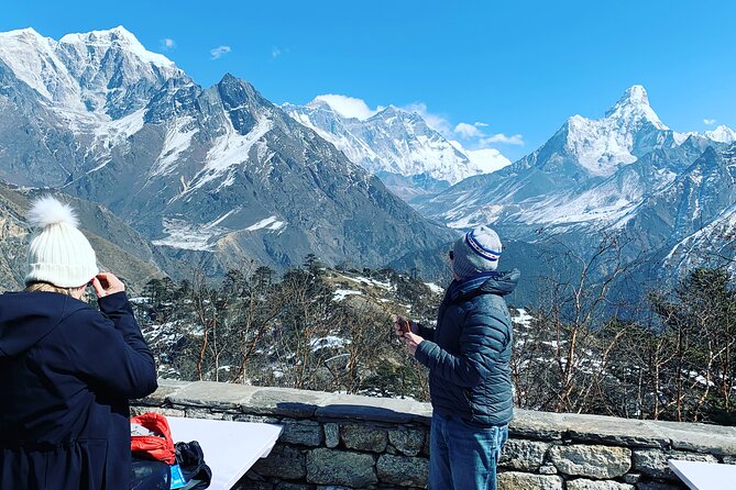 Everest Base Camp Helicopter Tour landing at Everest View Hotel - Lukla and the Everest gateway feeling: why this stop matters