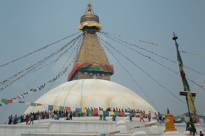 Folklore and Everyday Life in Ancient Patan - How Newar Buddhism and Tantric Hinduism shape daily life here