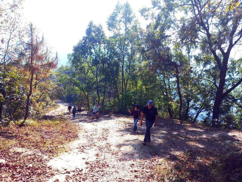 From Kathmandu: 3-Day Chisapani-Nagarkot Trek & Bhaktapur - Guides matter here: Prakash, Raj, and what a good setup really looks like