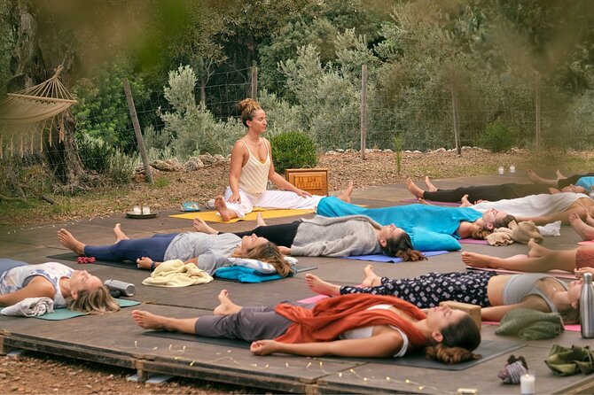 Ghorepani Ghandruk Wellness Yoga Trek - Kathmandu and Pokhara Warm-Up: Culture Before the Slopes