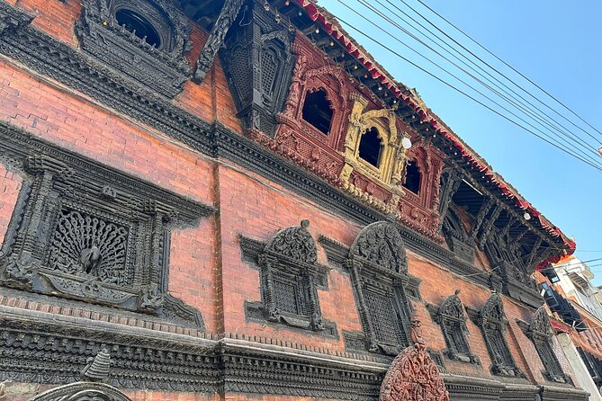 Kathmandu and Bhaktapur Cities Guided Tour - Stop by stop: Boudhanath Stupa and the big-eyed Buddha