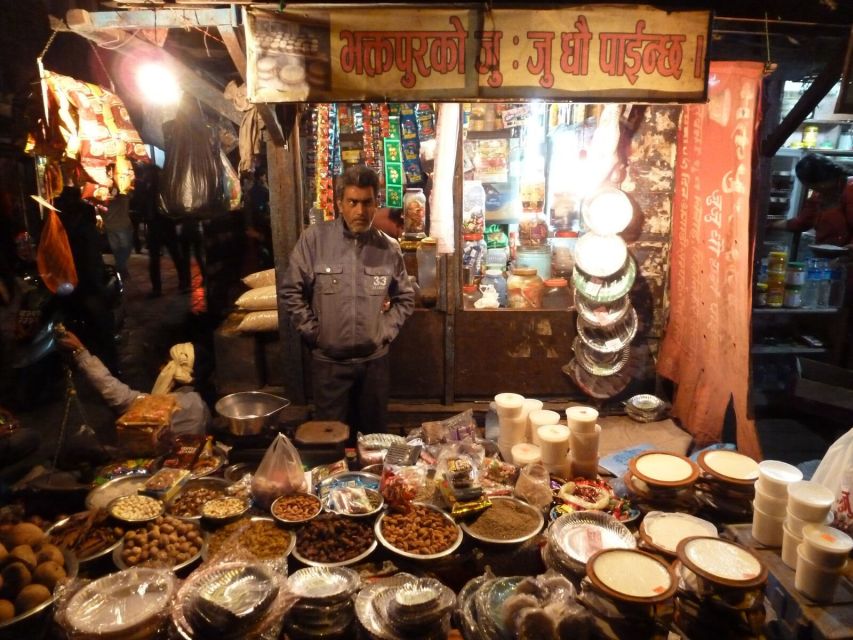 Kathmandu at Sunset: Explore the City on Rickshaw - Starting at Hotel Marshyangdi in Thamel