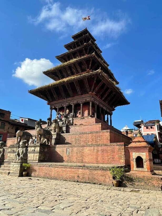 Kathmandu: Bhaktapur and Nagarkot Sunrise to Sunset Tour - UNESCO Bhaktapur Durbar Square: Where the Stones Still Tell Stories
