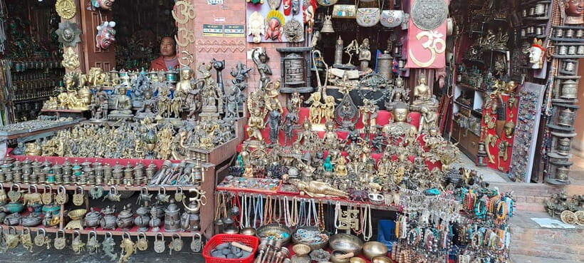 Kathmandu: Chandragiri cable car & Swayambhunath Tour - Price and value: Is $115 per person a good deal?