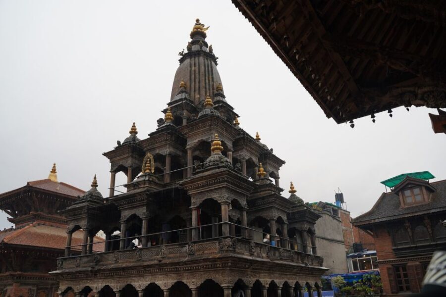 Kathmandu: Full-Day UNESCO Sightseeing Tour with Transfers - Getting picked up and set for the day in Kathmandu