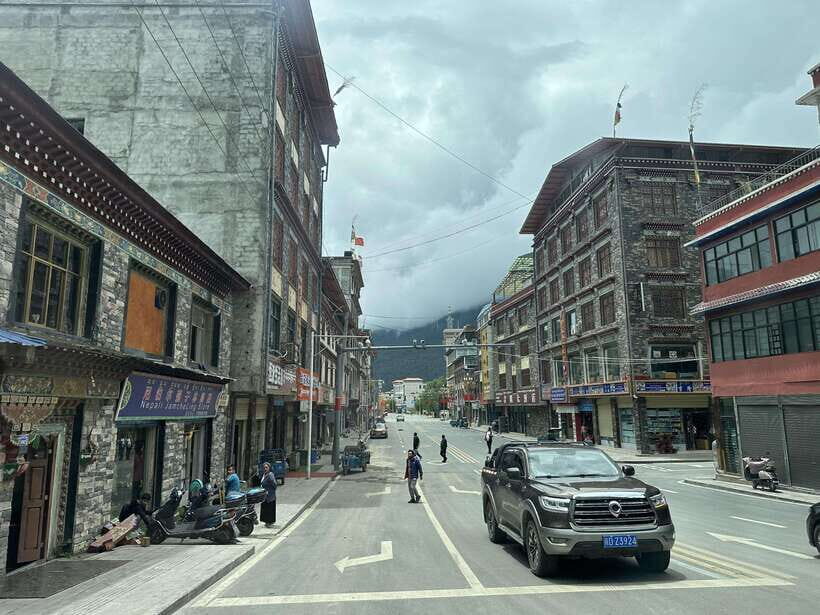 Kathmandu: Kailash Mansarovar Yatra Tour 2025 - Completing the Kora: drive back to Saga, then the long descent rhythm