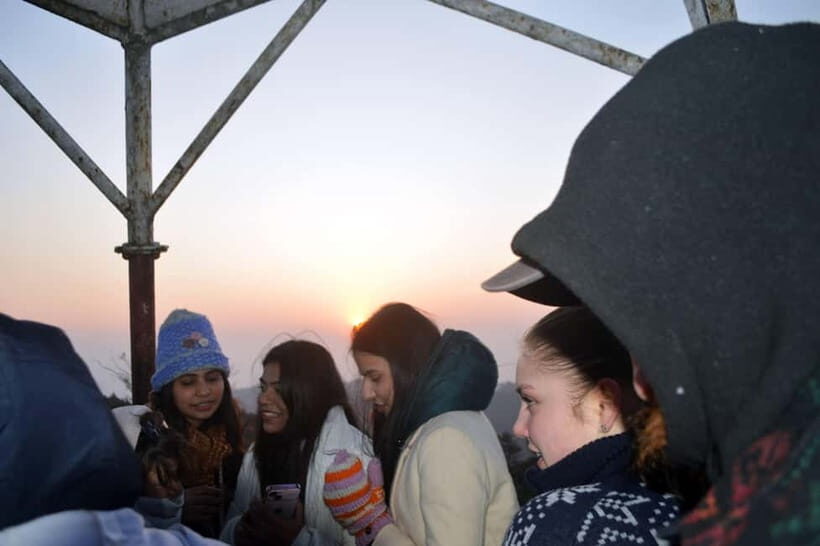 Kathmandu: Nagarkot Sunrise & Hiking Trip - The hike from Nagarkot down to Changu Narayan: villages, farms, and forest shade