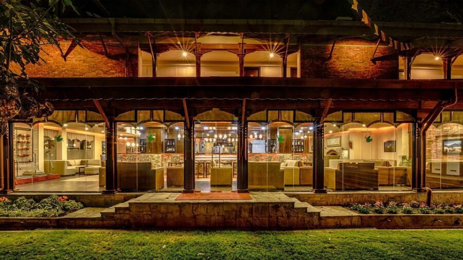 Kathmandu: Nepalese Cuisine dinner with traditional dance - From Your Hotel to Thamel: How the 6 PM Start Works