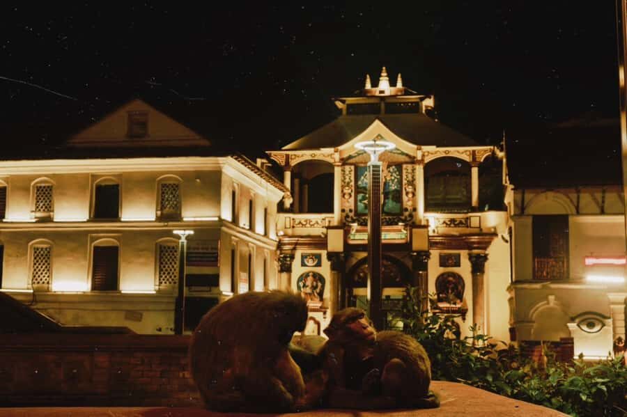Kathmandu: Pashupatinath Aarati & Cremation Evening Tour - What’s included for $43 per person (and what you should expect to pay extra)
