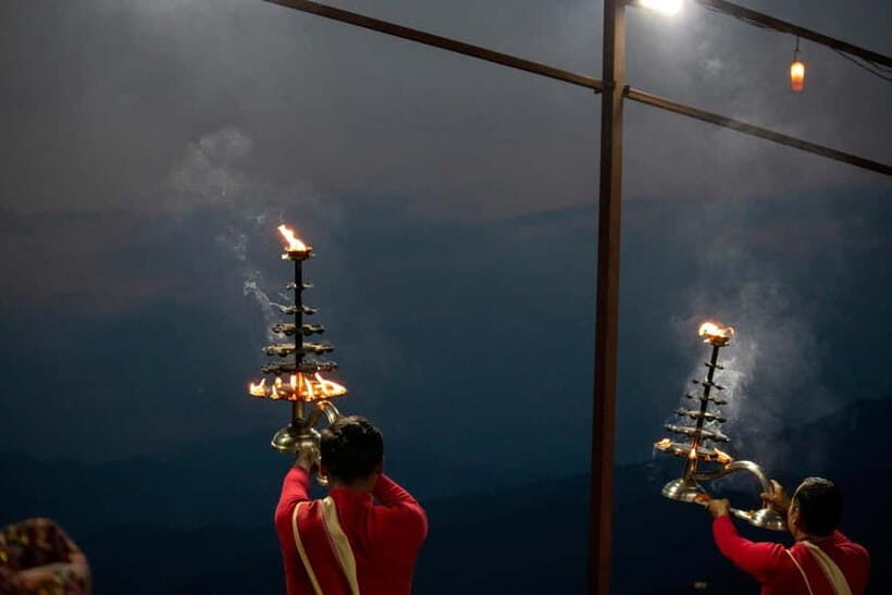 Kathmandu: Pashupatinath Evening Aarati Tour Private/Group - Evening Aarati at Pashupatinath: why this ritual hits different