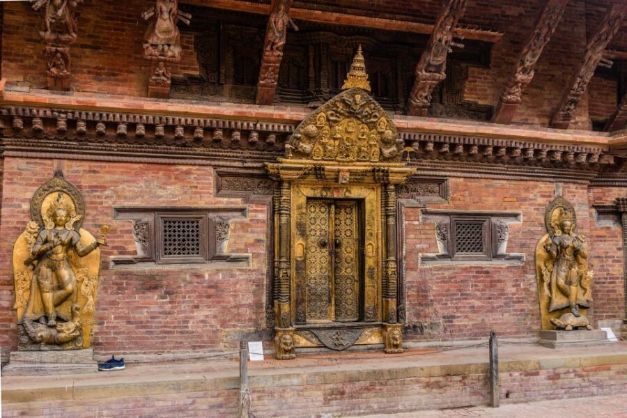 Kathmandu: Private City Guided Tour - Lunch and Local Food: A Taste of Kathmandu Between Sacred Stops