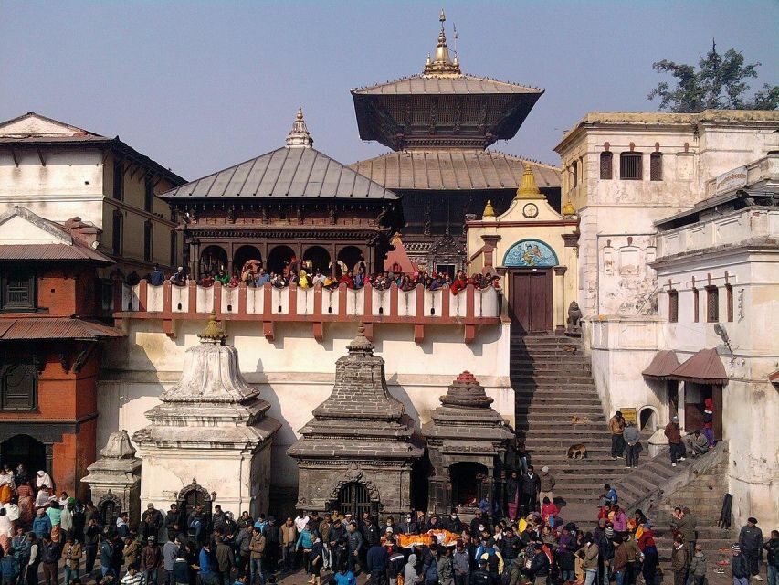 Kathmandu Sightseeing By Bus Day Trip - Starting at 9:40 AM: how the day flows from Thamel