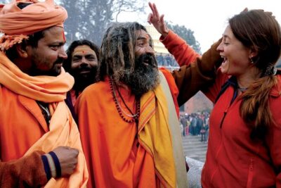Kathmandu Spiritual Sites: Bodhnath & Pashupatinath Tour - Boudhanath Stupa: Tibetan Buddhism you can feel in your hands