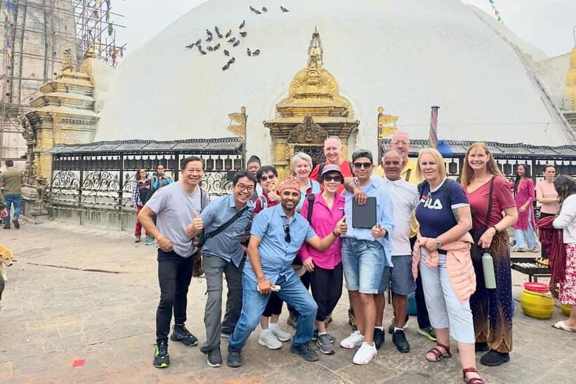 Kathmandu: Top 4 UNESCO Tour with Lunch - Private/Group - Boudhanath Stupa: calm time in a loud city