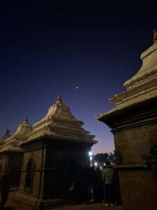 Katmandu: Pashupatinath Open Cremation & Evening Aarati - Getting there in a private vehicle: 3 hours that actually feel short
