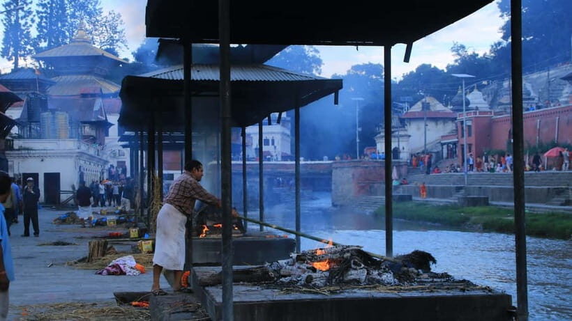 Katmandu: Pashupatinath Open Cremation & Evening Aarati - Price and value: what $27 buys you (and what it doesn’t)