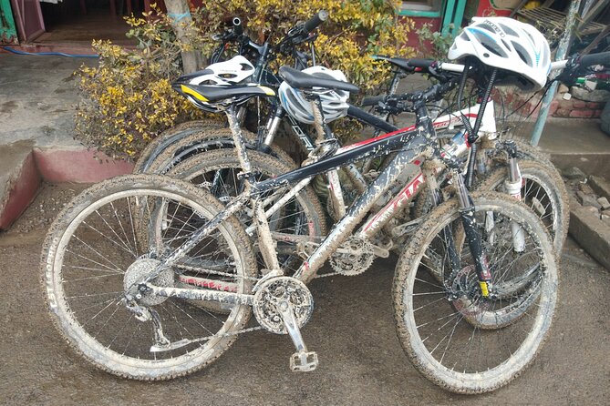 Mountain Bike Tour - From Kathmandu outskirts into Shivapuri National Park riding