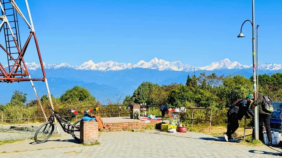 Nagarkot & Bhaktapur Tour with Private Transport - Bhaktapur UNESCO walk: palaces, temples, monuments, and pagodas