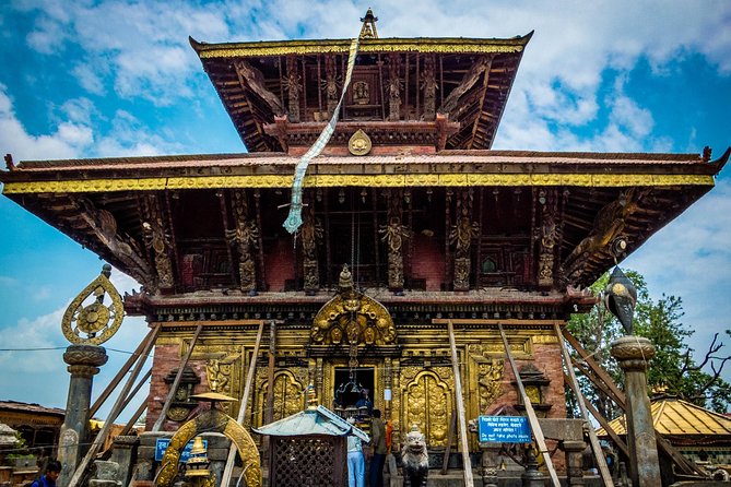 Nagarkot sunrise with trip to Changu Narayan Temple and Bhaktapur Durbar Square - Bhaktapur Durbar Square: medieval architecture you can feel in your feet