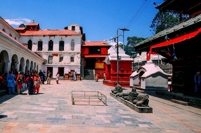 Pashupatinath Temple, Hindu Crematorium and Aarati in-depth Tour - The 2:00 pm timing and why it helps with Sandhya Aarati