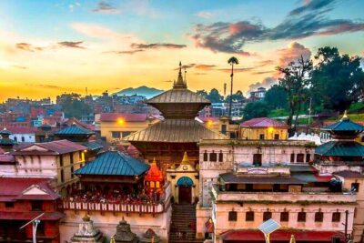 Pashupatinath Temple, Hindu Crematorium and Aarati in-depth Tour - Stop 1: Pashupatinath Temple walkthrough with a heritage-focused guide (2 hours)