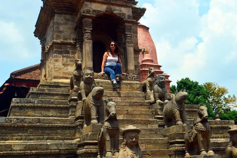 Pick 2-Wonders of Kathmandu: A 3-Hour Heritage Hop - Pashupatinath Temple and Boudhanath Stupa: Hindu river rituals and Buddhist calm