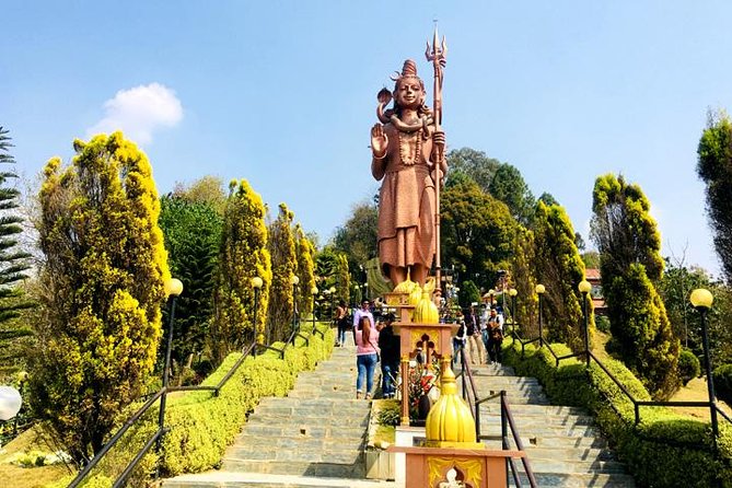 Private Day Tour in Kathmandu Valley Rim with Bhaktapur Sightseeing - Taumadhi Square, Pottery Square, and the craft you can watch