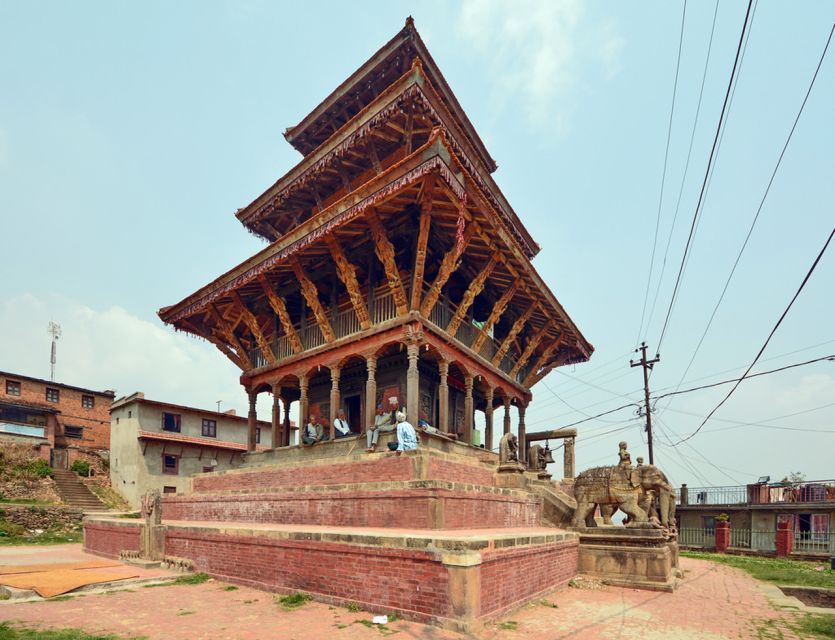 Private Half Day Kirtipur Trip With Newari Food Tasting - Walking on Cobblestones: What Comfort Looks Like