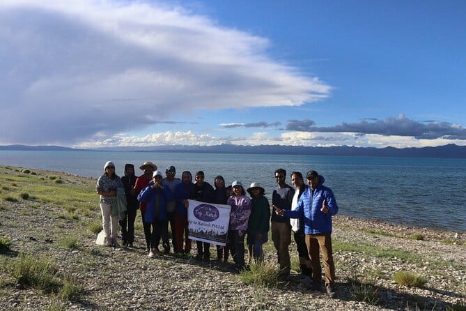 Spiritual Journey to Kailash Manasarovar 16 Days Overland Trip - Visa and first altitude steps: from Kathmandu to the border (Days 2, 5)