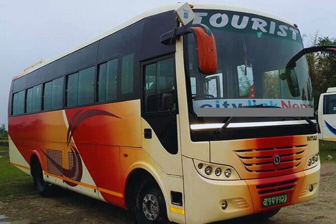 Tourist Bus Tickets: Kathmandu to Chitwan or Chitwan to KTM - The 30-minute lunch stop: useful, and how to make it work