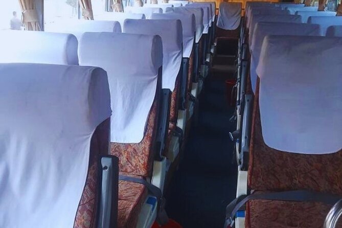 Tourist Bus Tickets: Kathmandu to Chitwan or Chitwan to KTM - Group size, crowding, and how full the bus may feel