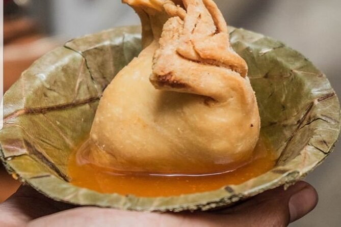Walking Street Food Tour in Kathmandu - Stop 1: Asan Market Layers and Street-Food Atmosphere
